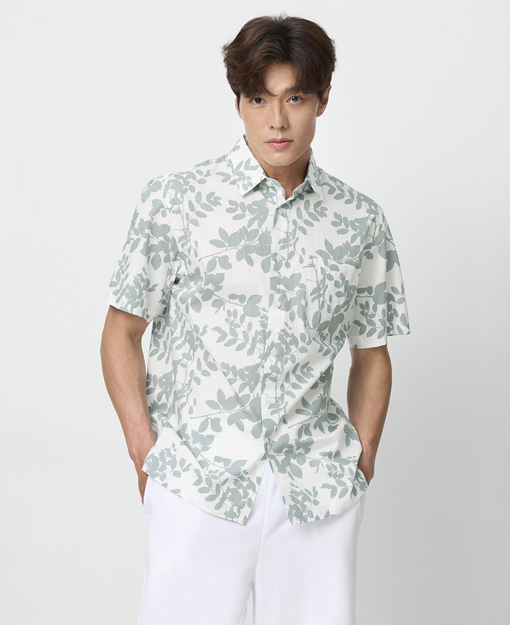 Regular Collar Single Pocket Shirt